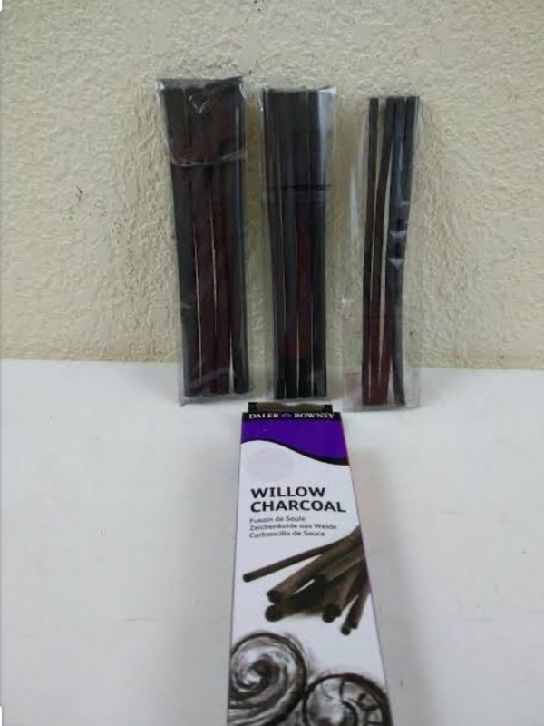 Daler Rowney Willow Charcoal Sticks Set of 12 Pcs - Image 4