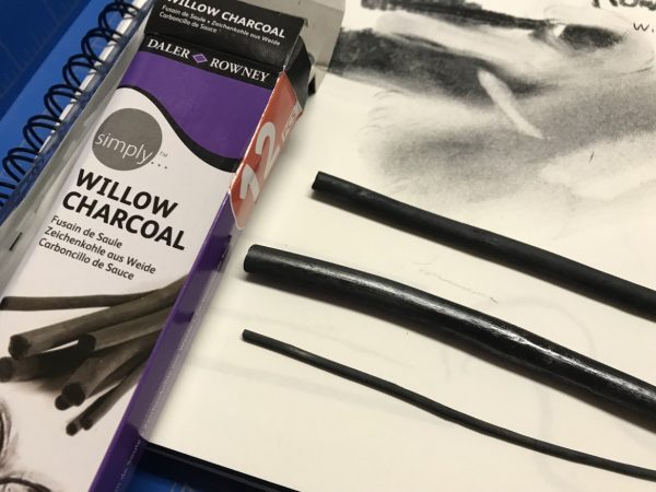 Daler Rowney Willow Charcoal Sticks Set of 12 Pcs - Image 3