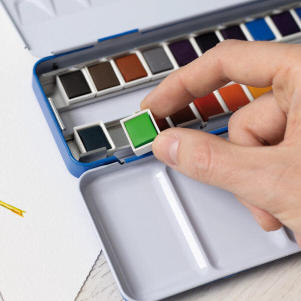 Milan Watercolor Set Of 24 Half Pans Metal Box - Image 4